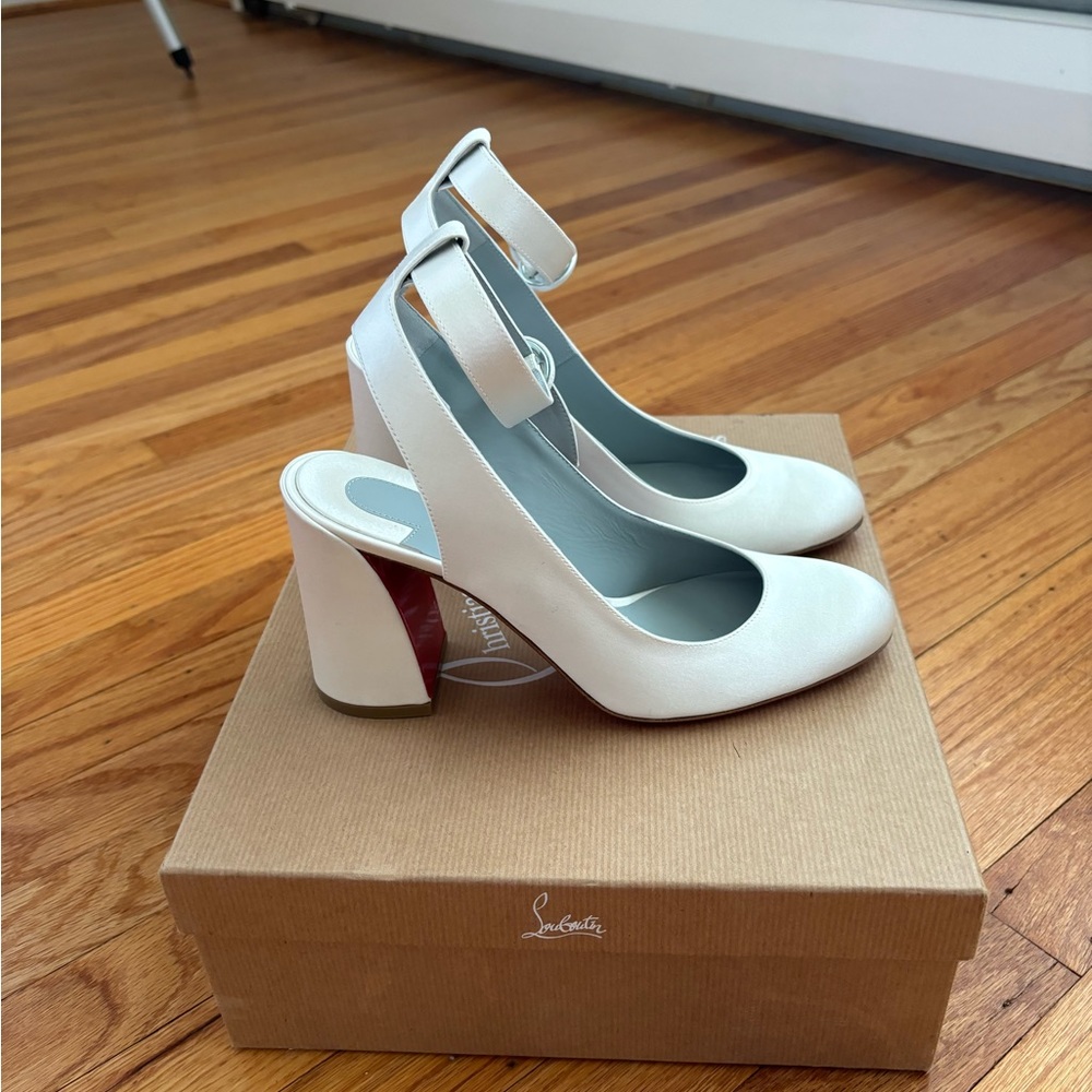 Christian Louboutin's 'Miss Sab' pumps